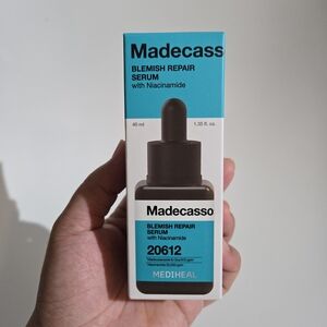 Mediheal Madecassoside Blemish Repair Serum